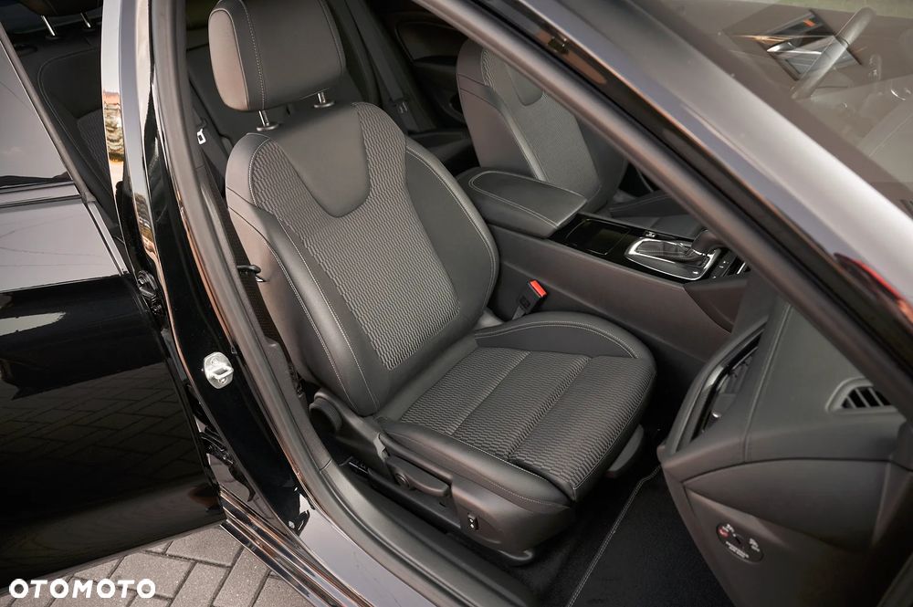Opel Insignia 2.0 CDTI 4x4 Business Elegance S&S - 25