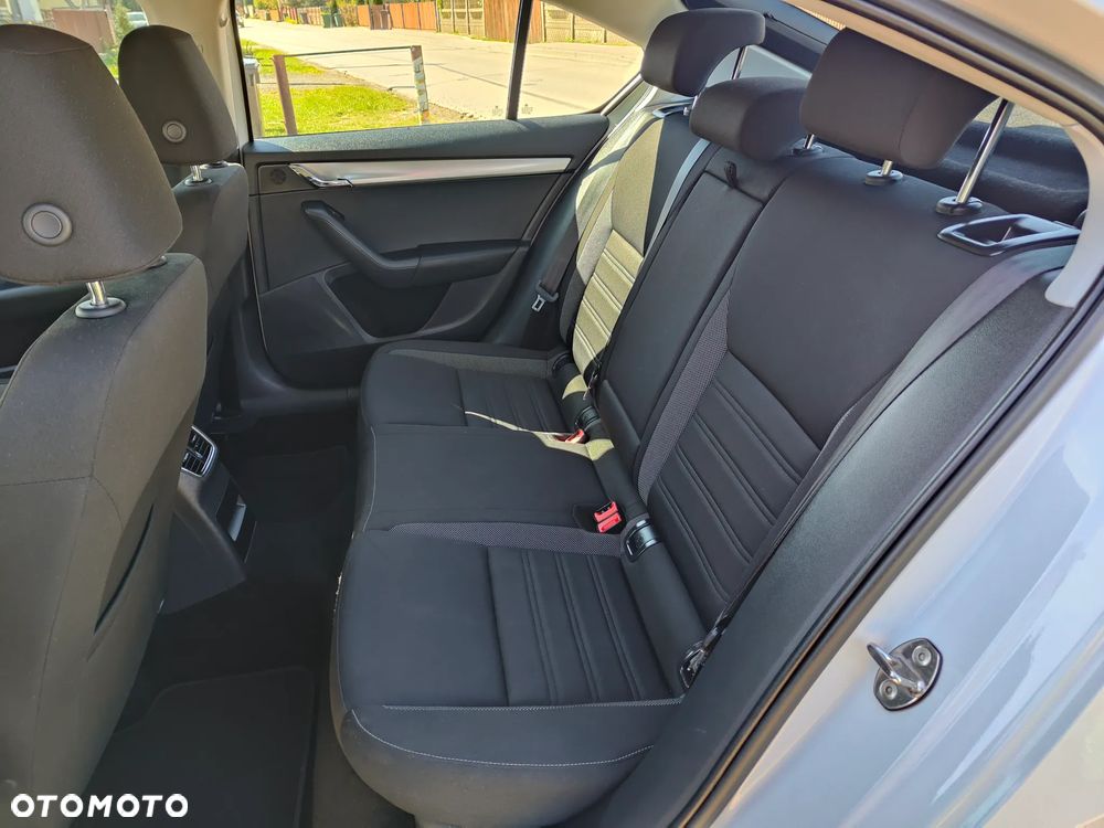 Skoda Octavia 1.5 TSI ACT Style DSG - 16