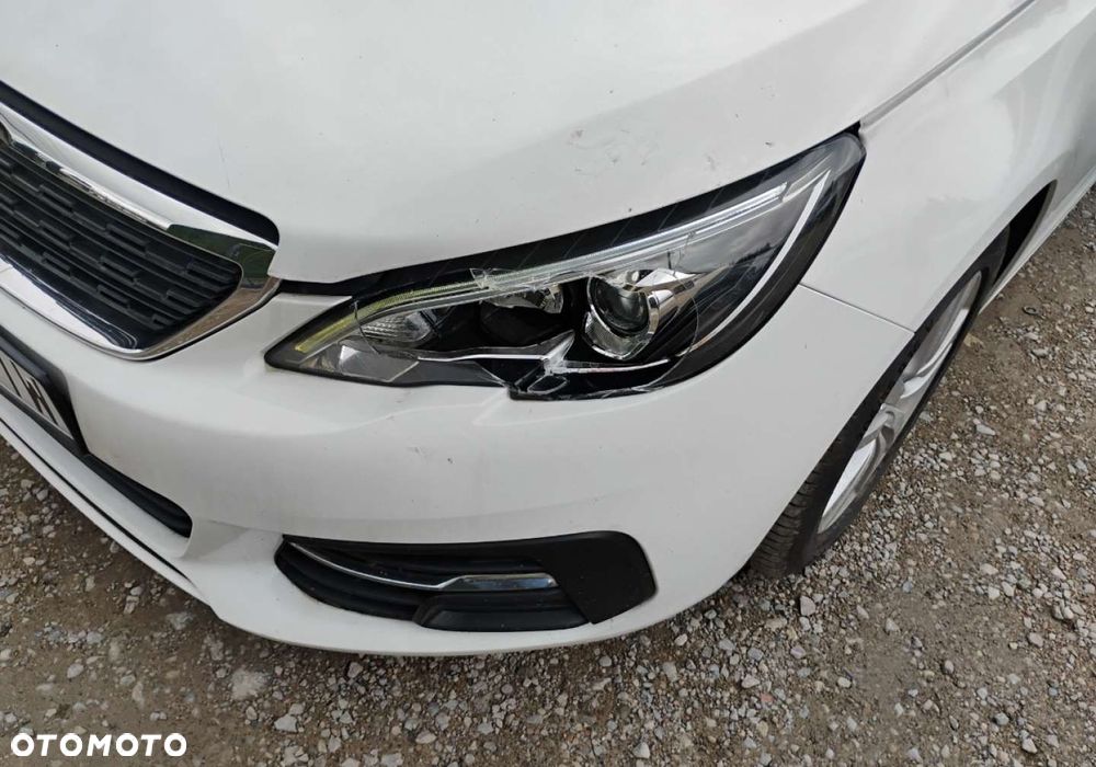 Peugeot 308 - 26
