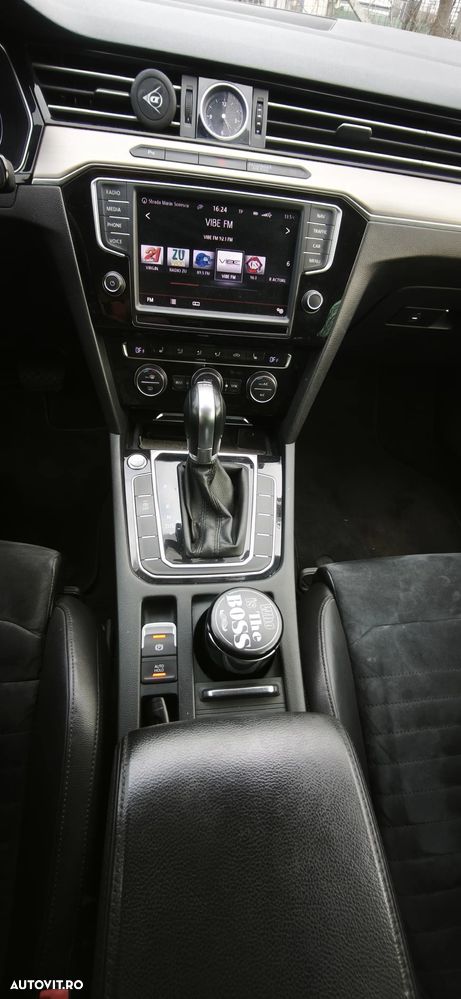 Volkswagen Passat - 15