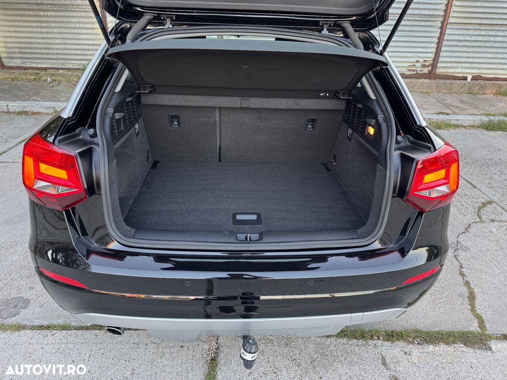 Audi Q2 1.0 TFSI ultra design - 10