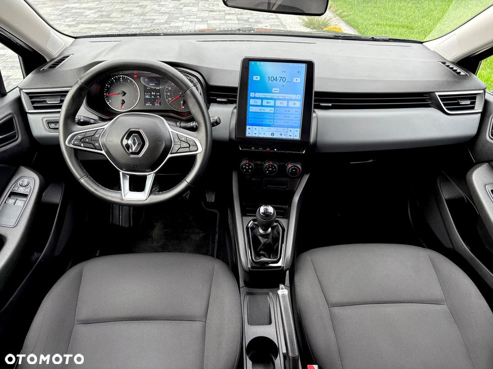 Renault Clio - 7