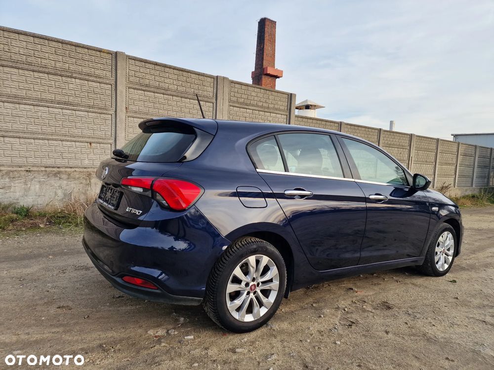 Fiat Tipo 1.6 MultiJet 16v Lounge - 4