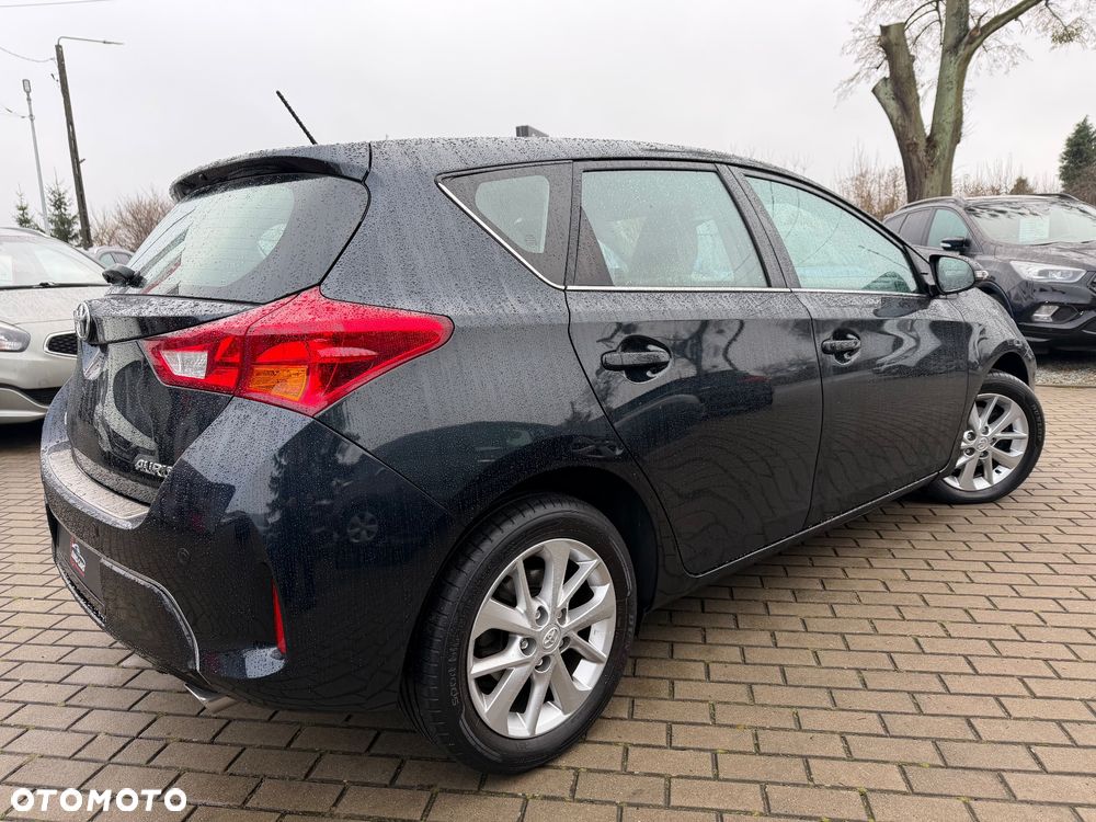 Toyota Auris 2.0 D-4D Edition - 8
