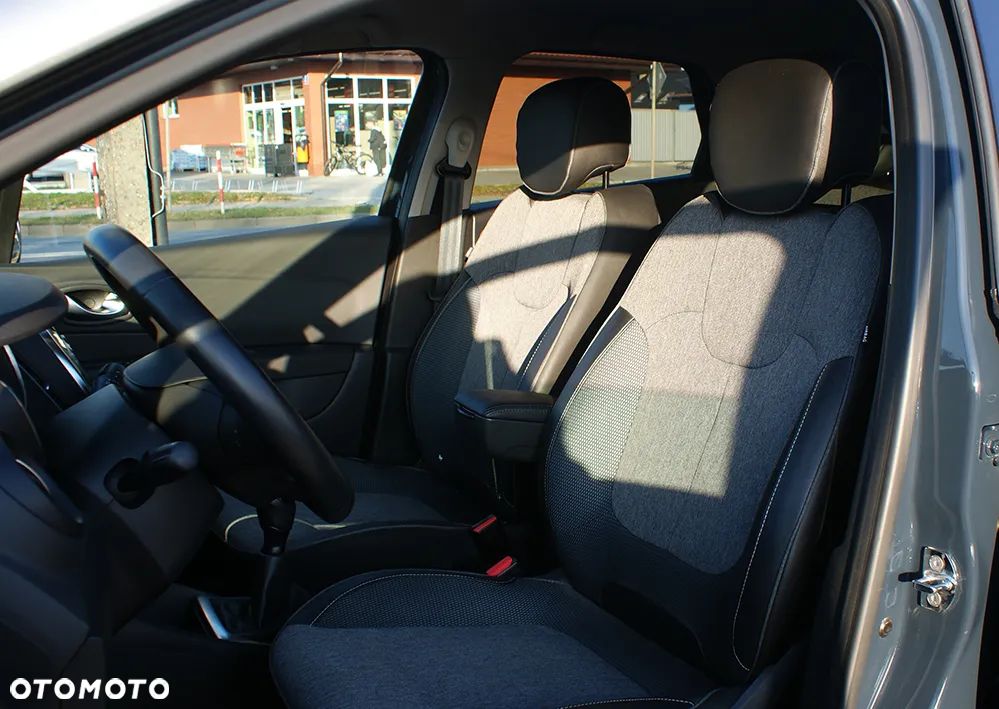 Renault Captur (ENERGY) TCe 90 LIFE - 12