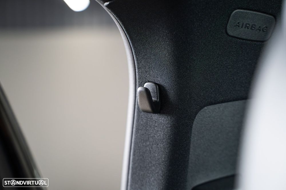 Mercedes-Benz GLC 300 de Coupe 4Matic 9G-TRONIC AMG Line Advanced - 46