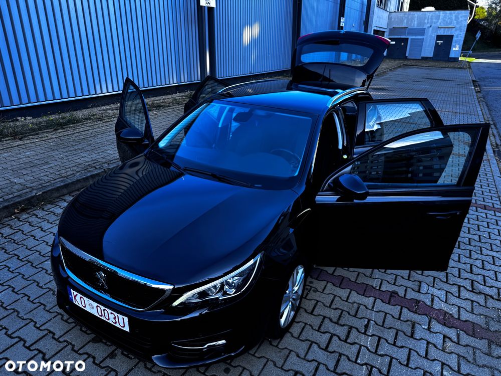 Peugeot 308 PureTech 130 GPF Stop & Start Active Business-Paket - 11