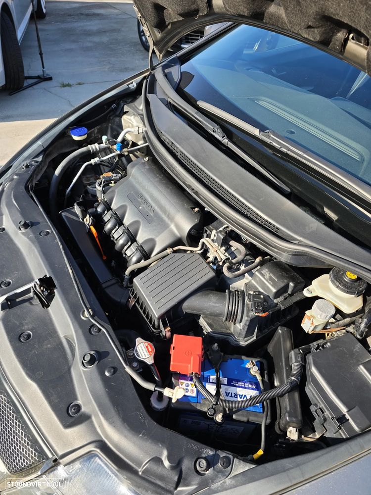 Honda Civic 1.4 Sport - 26