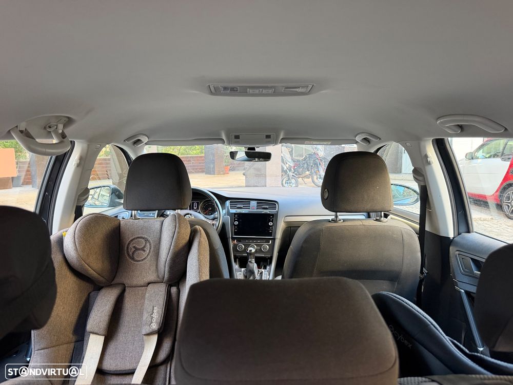 VW Golf Variant 1.6 TDi Confortline - 6