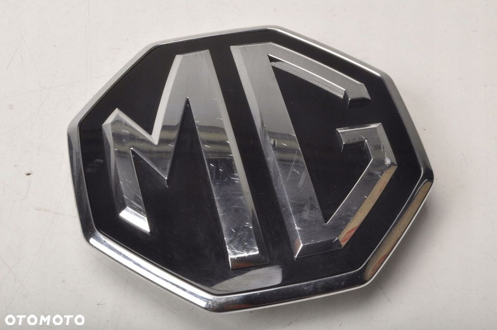 MG HS ZNACZEK LOGO EMBLEMAT PRZÓD 10745955 2024 LIFT - 1