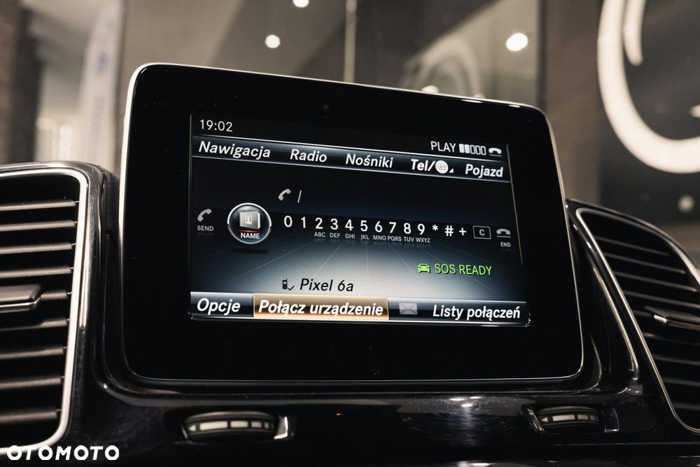 Mercedes-Benz GLE - 21