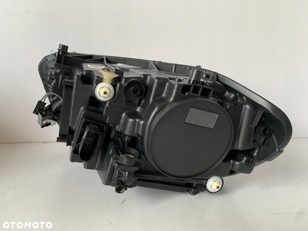 Mercedes A W177 Lampa przednia Full LED R 12680 - 7