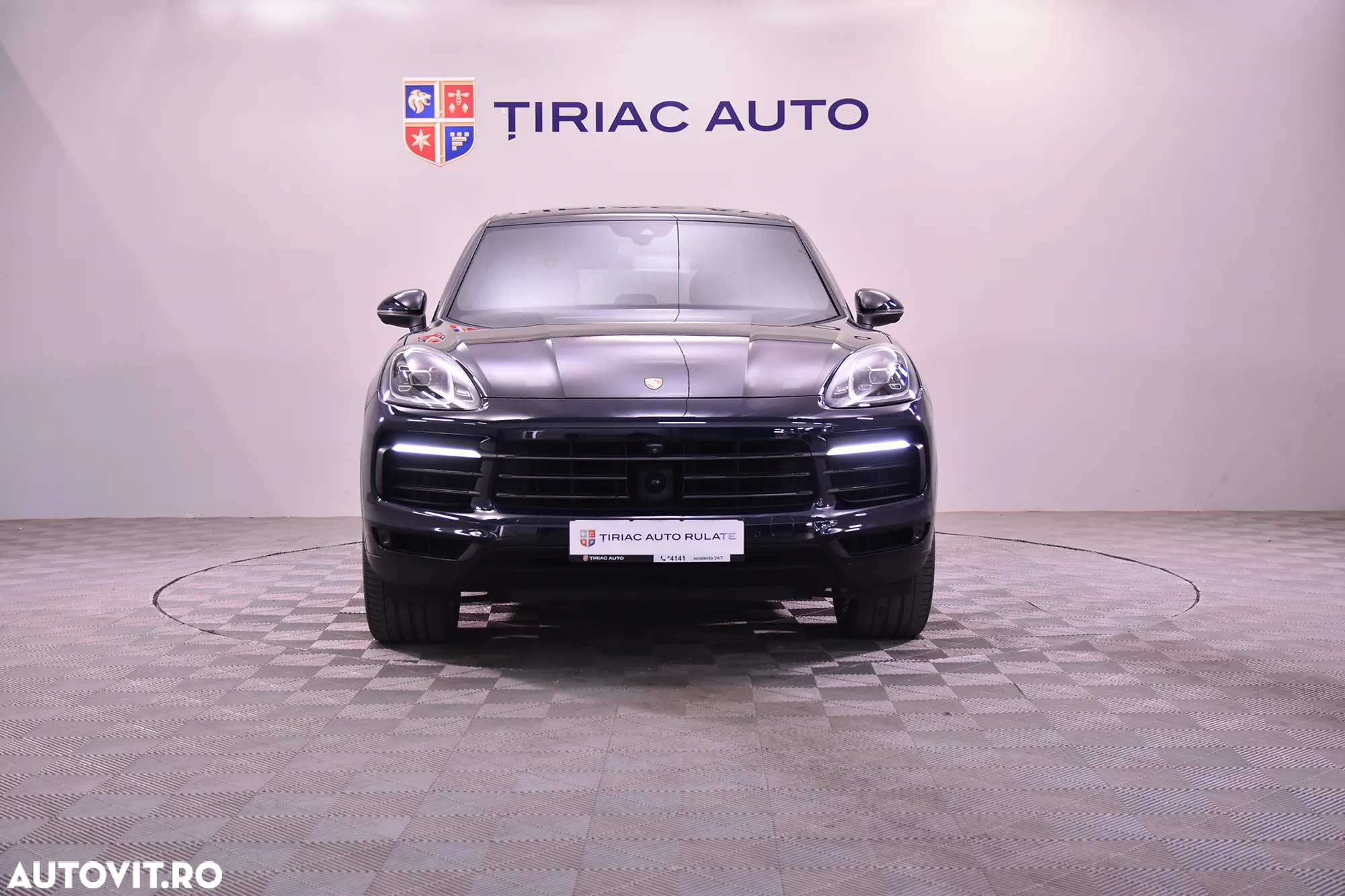 Porsche Cayenne - 8