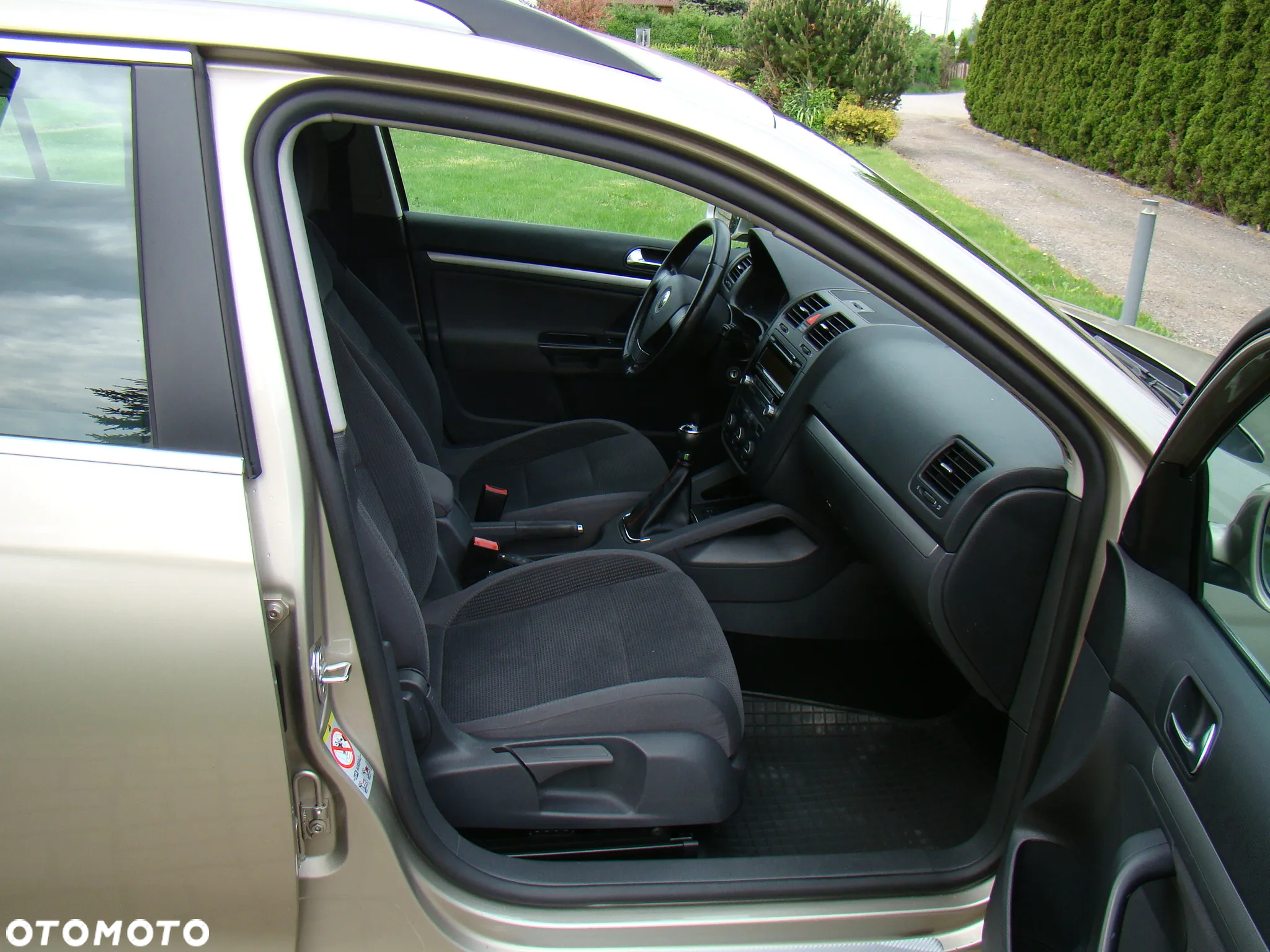 Volkswagen Golf 1.4 TSI Highline - 25