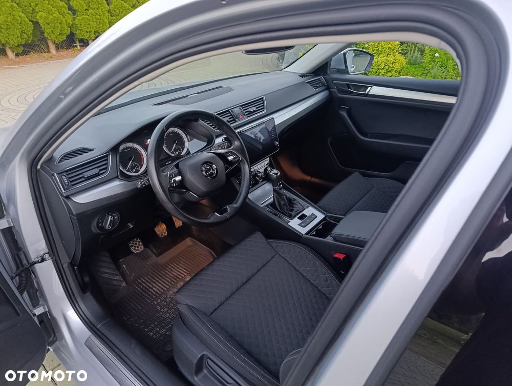 Skoda Superb 1.5 TSI Ambition - 17