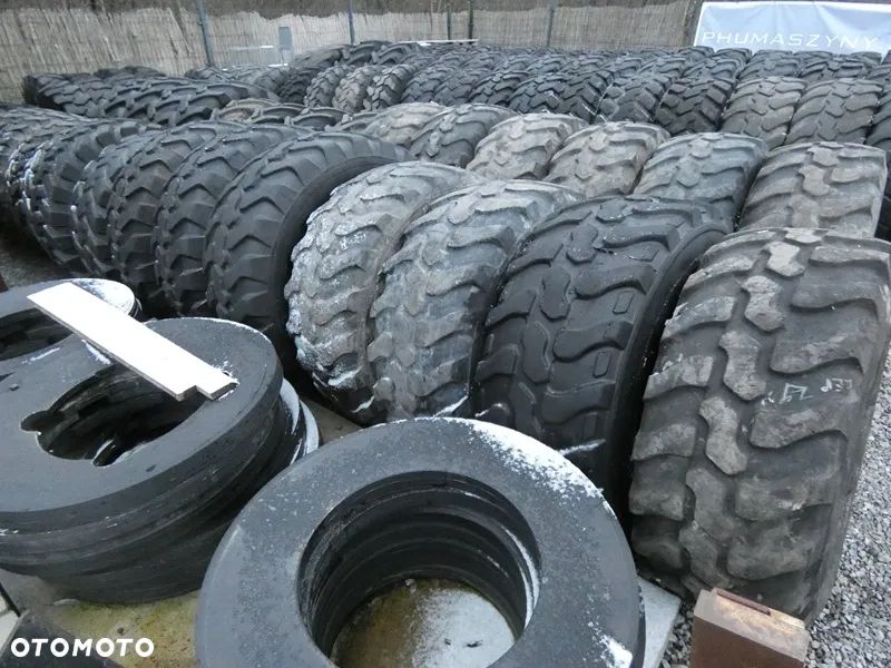 Opony do ładowarki 405/70 R18 Prawie nowe dunlop mitas - 7
