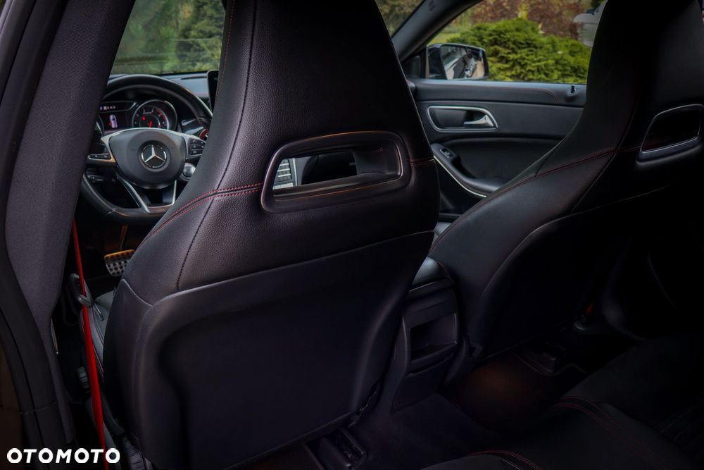 Mercedes-Benz CLA AMG 45 4-Matic - 24