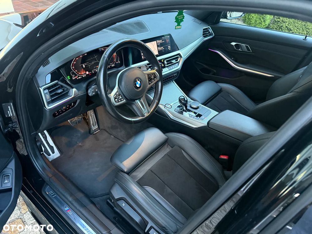 BMW Seria 3 320d xDrive MHEV M Sport sport - 17
