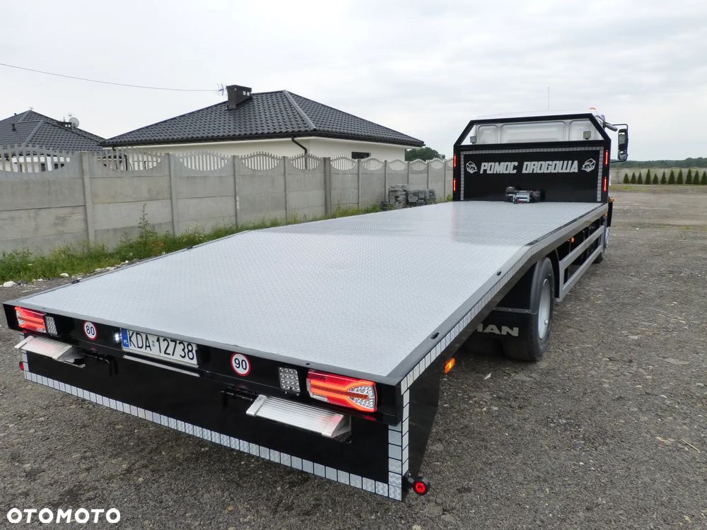 MAN LE 15.280 POMOC DROGOWA / AUTOLAWETA / SPECJALNY / DMC 15.000 KG / ŁADOWNOŚĆ 9.000 KG / PODUSZKI / DŁ.7.70 M - 8