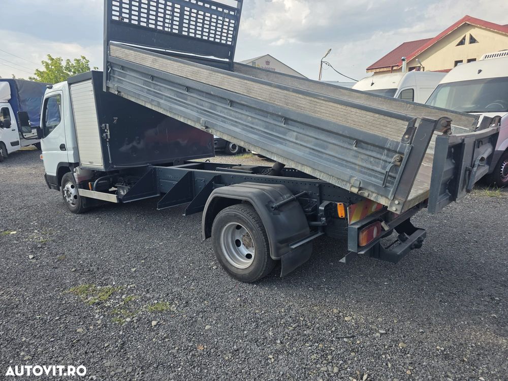 Mitsubishi CANTER - 3