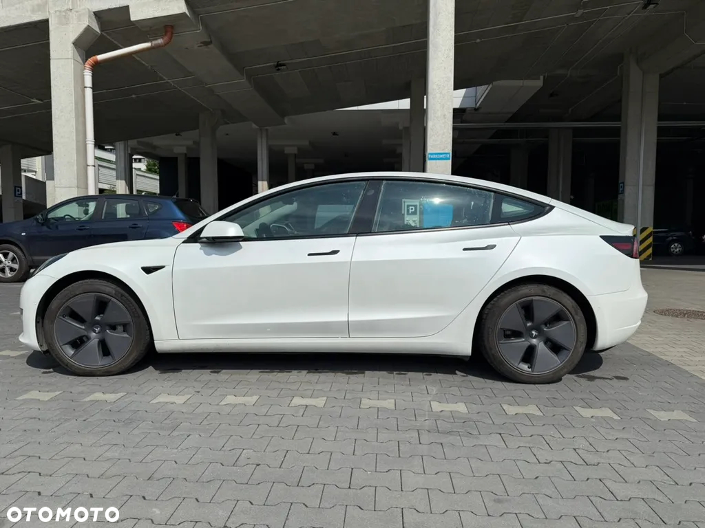 Tesla Model 3 Long Range AWD - 5