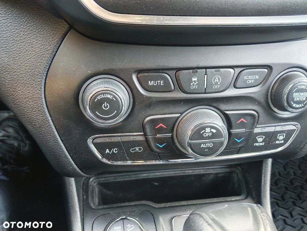 Jeep Cherokee 3.2 V6 Pentastar Active Drive Lock Autom Trailhawk - 8