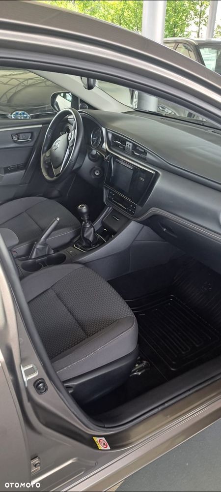 Toyota Corolla 1.6 Comfort - 7