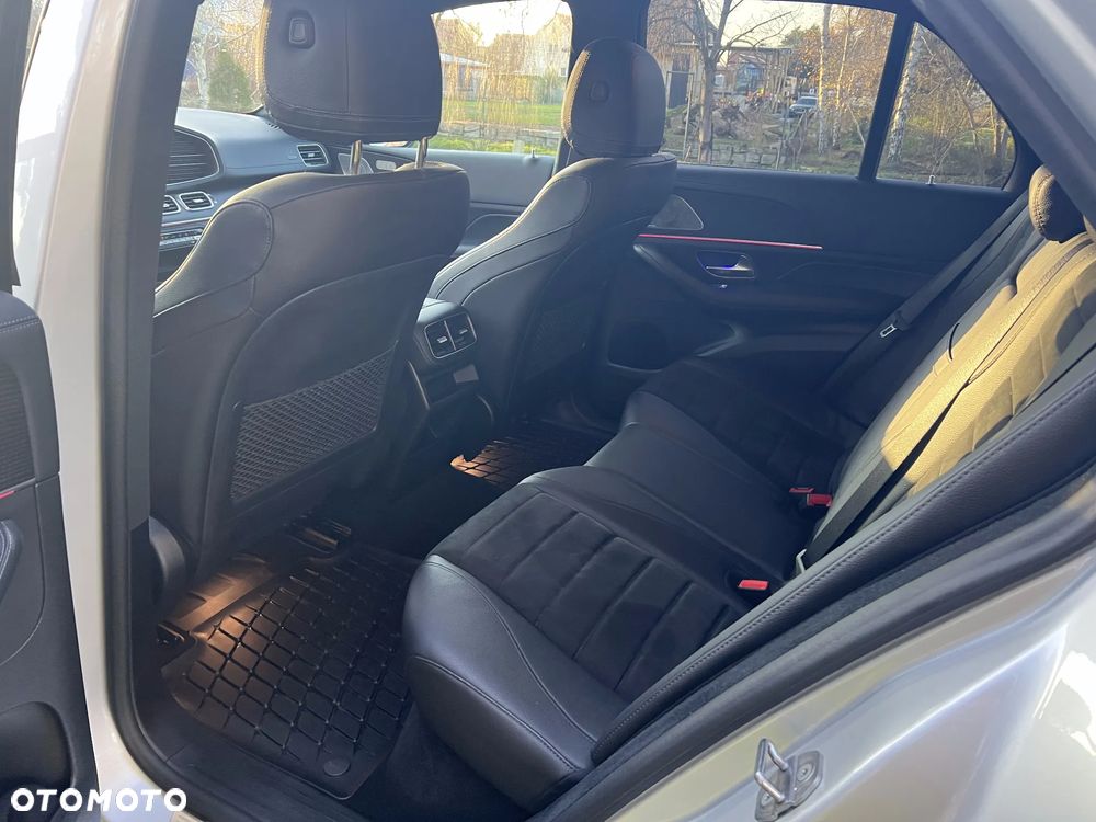 Mercedes-Benz GLE 350 d 4Matic 9G-TRONIC AMG Line - 25