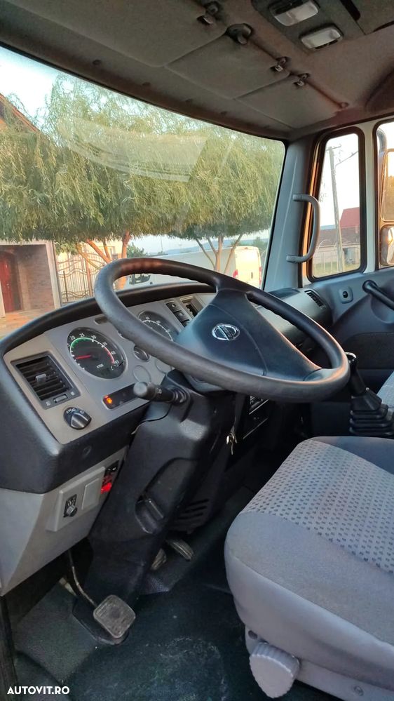 Nissan Atleon 3.5t - 7