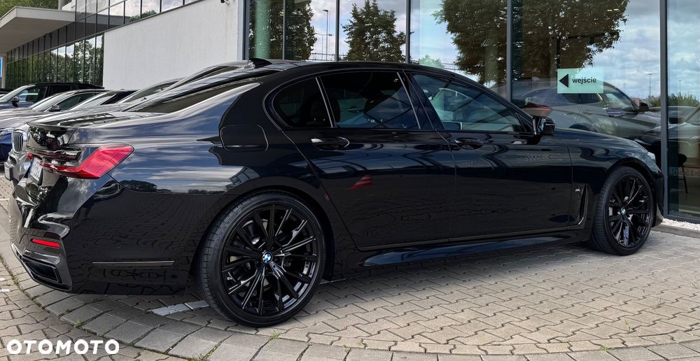 BMW Seria 7 730d xDrive sport - 3