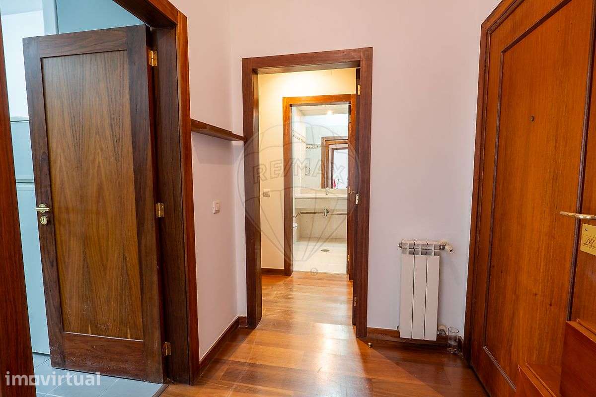Apartamento T1 para venda - Grande imagem: 2/40
