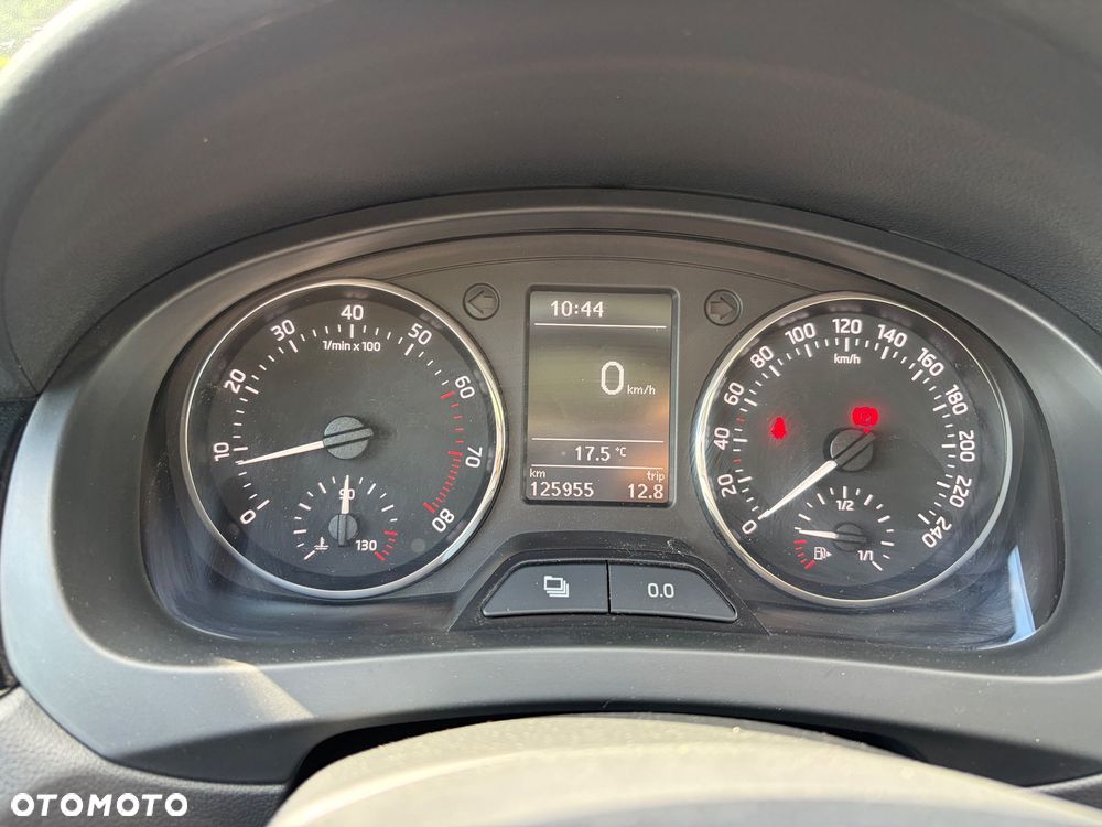 Skoda RAPID 1.2 TSI Cool Edition - 11