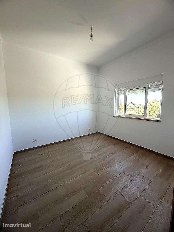Moradia T2 para arrendamento - Grande imagem: 5/7