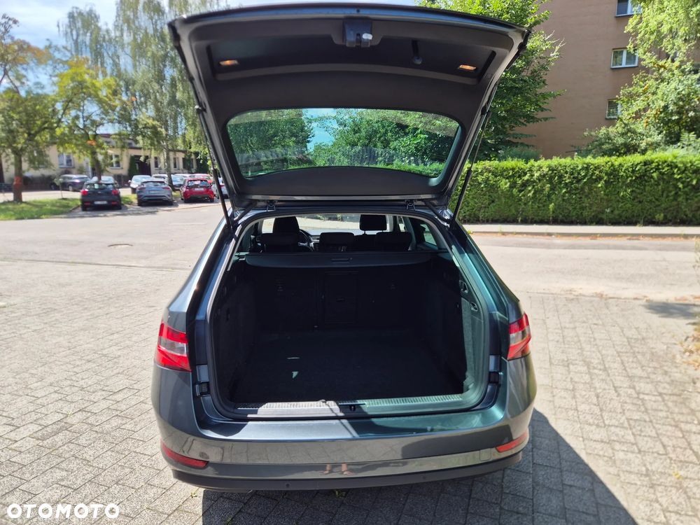 Skoda Superb 2.0 TDI Ambition DSG7 - 8