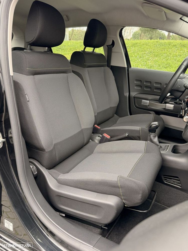 Citroën C3 1.2 PureTech Shine - 33