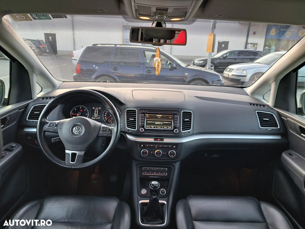 Volkswagen Sharan 2.0 TDI 4MOTION Blue Motion Life - 14