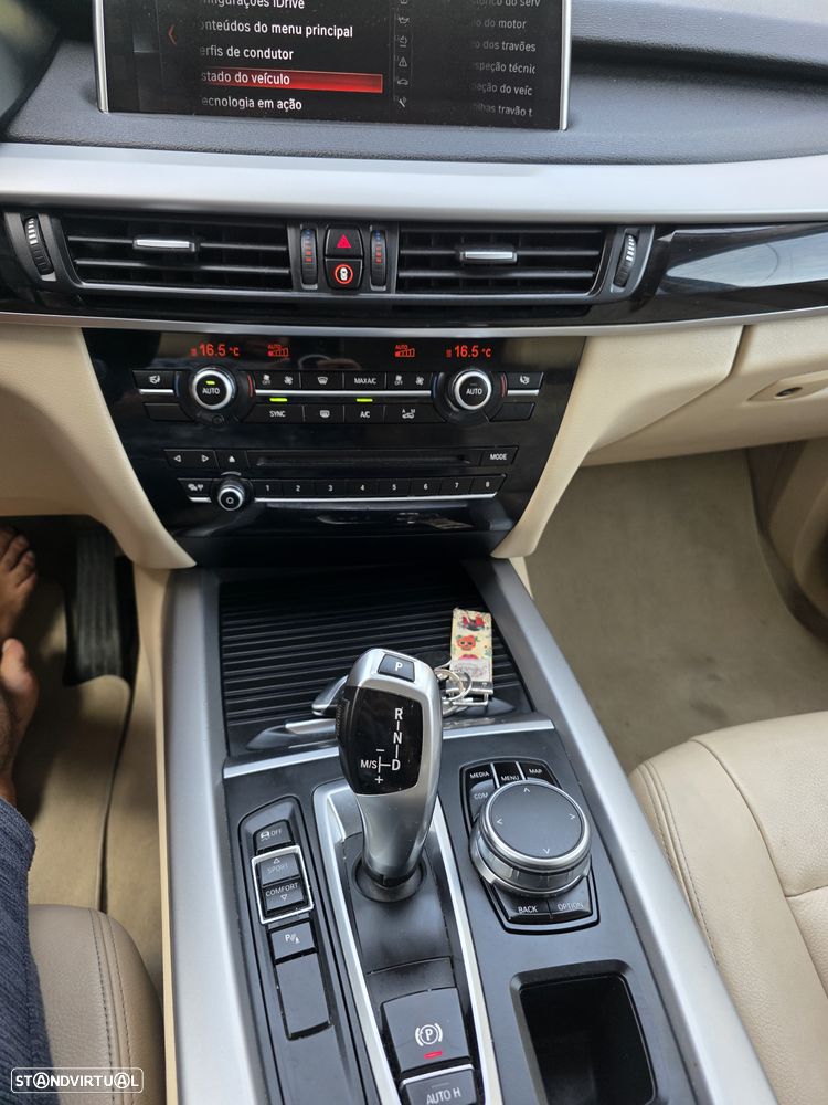 BMW X5 25 d sDrive Pack M - 13