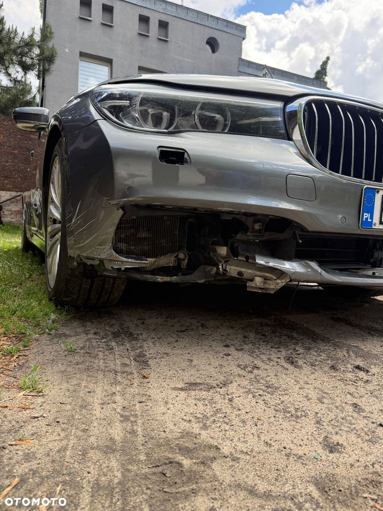 BMW Seria 7 740Li xDrive - 19