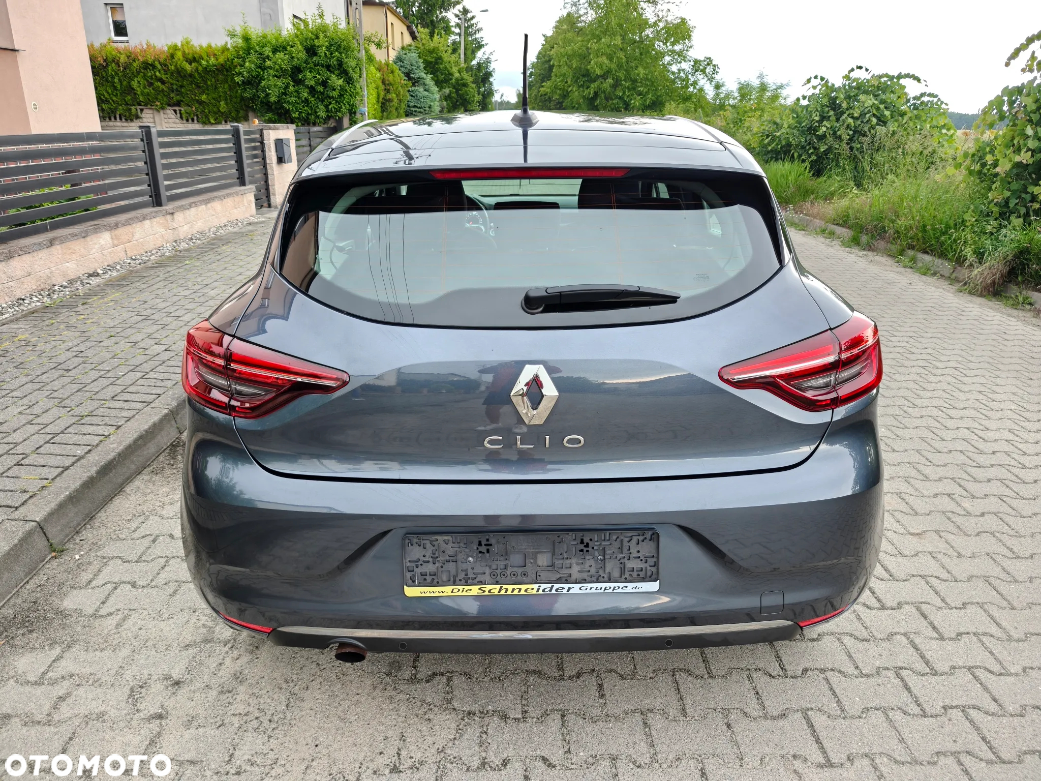 Renault Clio - 21