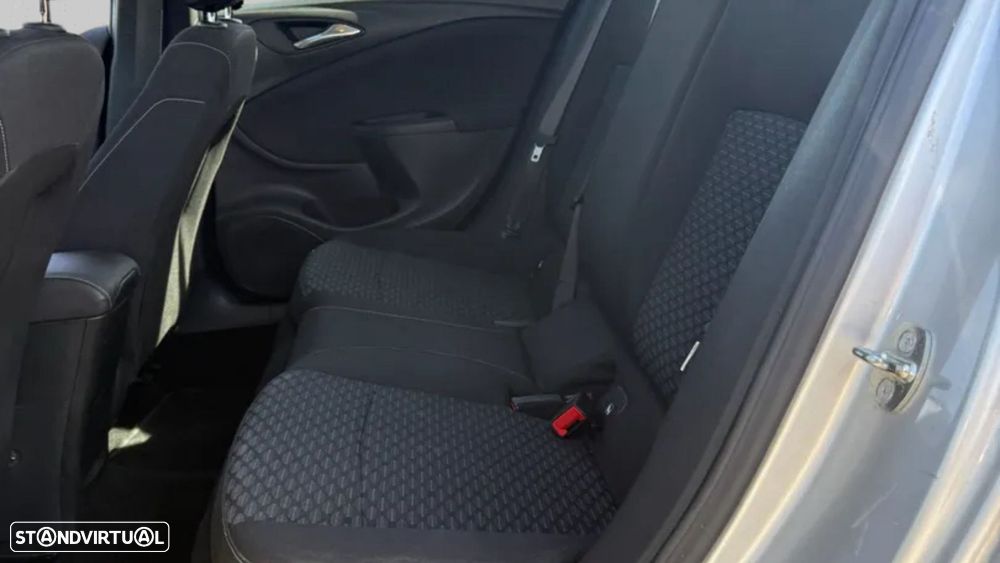 Opel Astra 1.6 D (CDTI) Dynamic - 5