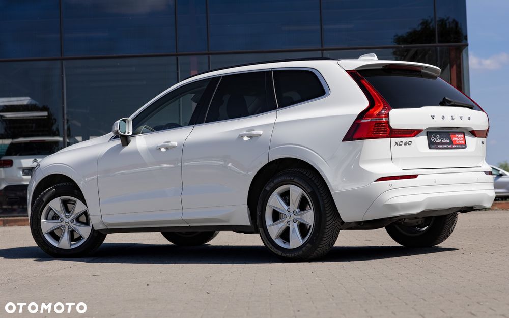 Volvo XC 60 B4 D Geartronic Momentum Pro - 12