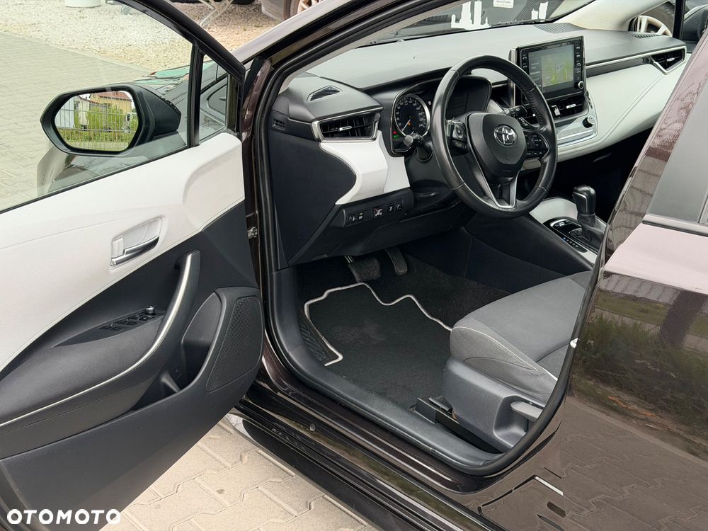Toyota Corolla 1.8 Hybrid Comfort - 13
