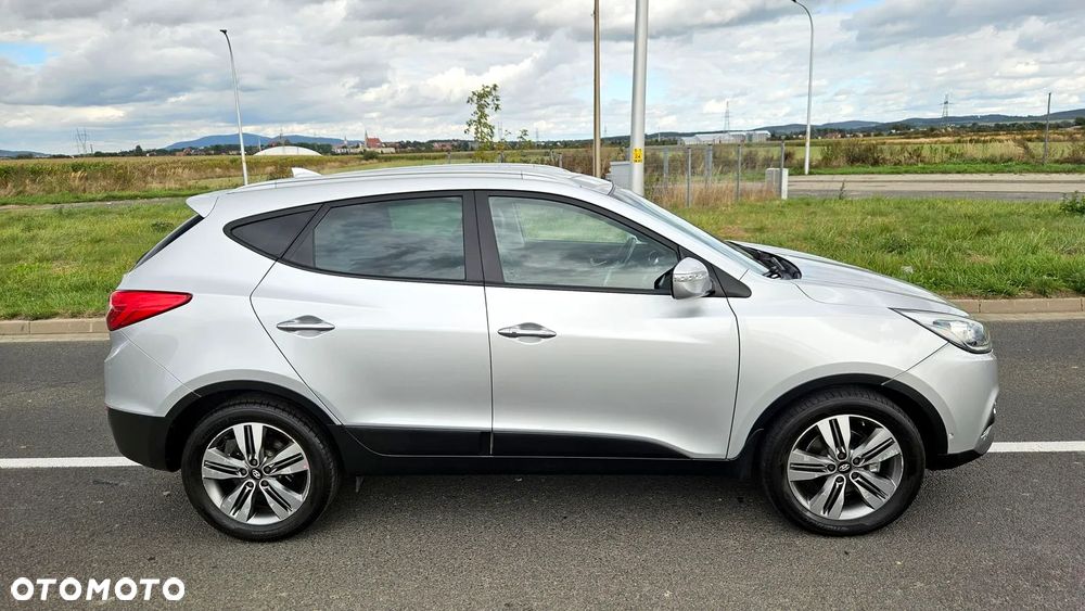 Hyundai ix35 2.0 CRDi 4WD Automatik Premium - 32