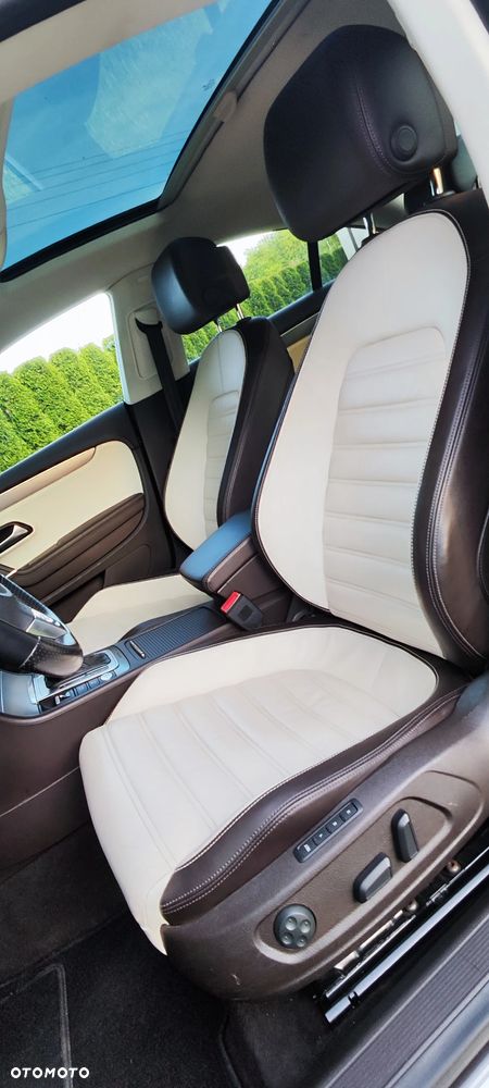 Volkswagen CC 3.6 V6 4Motion DSG - 29