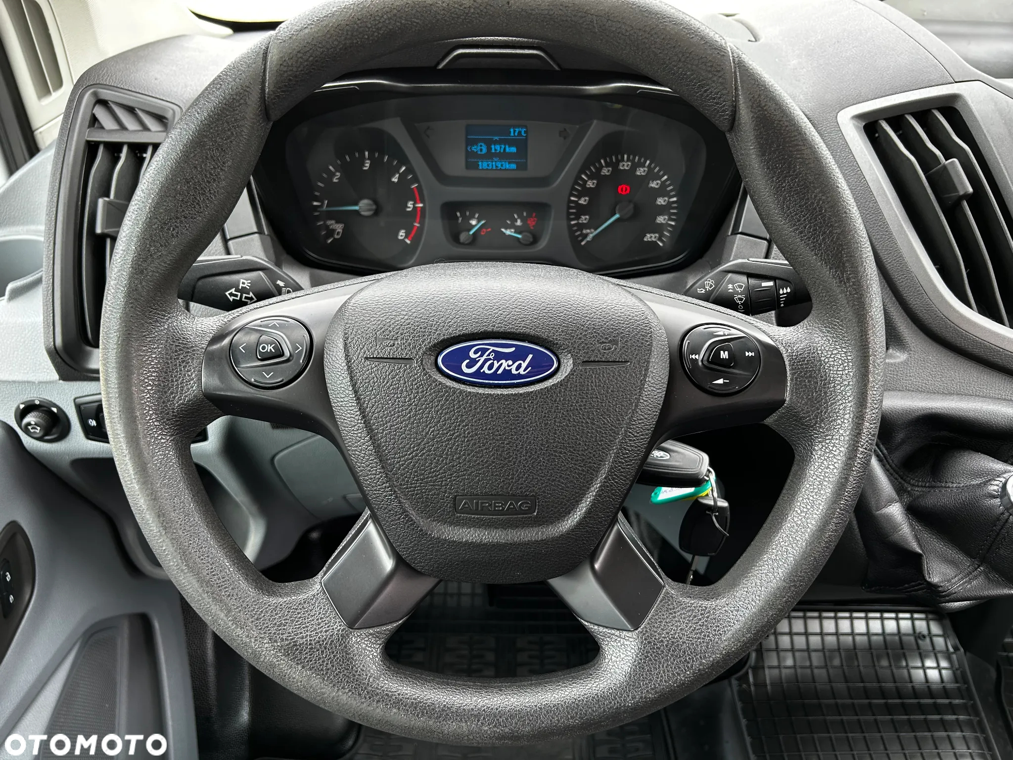 Ford Transit - 13