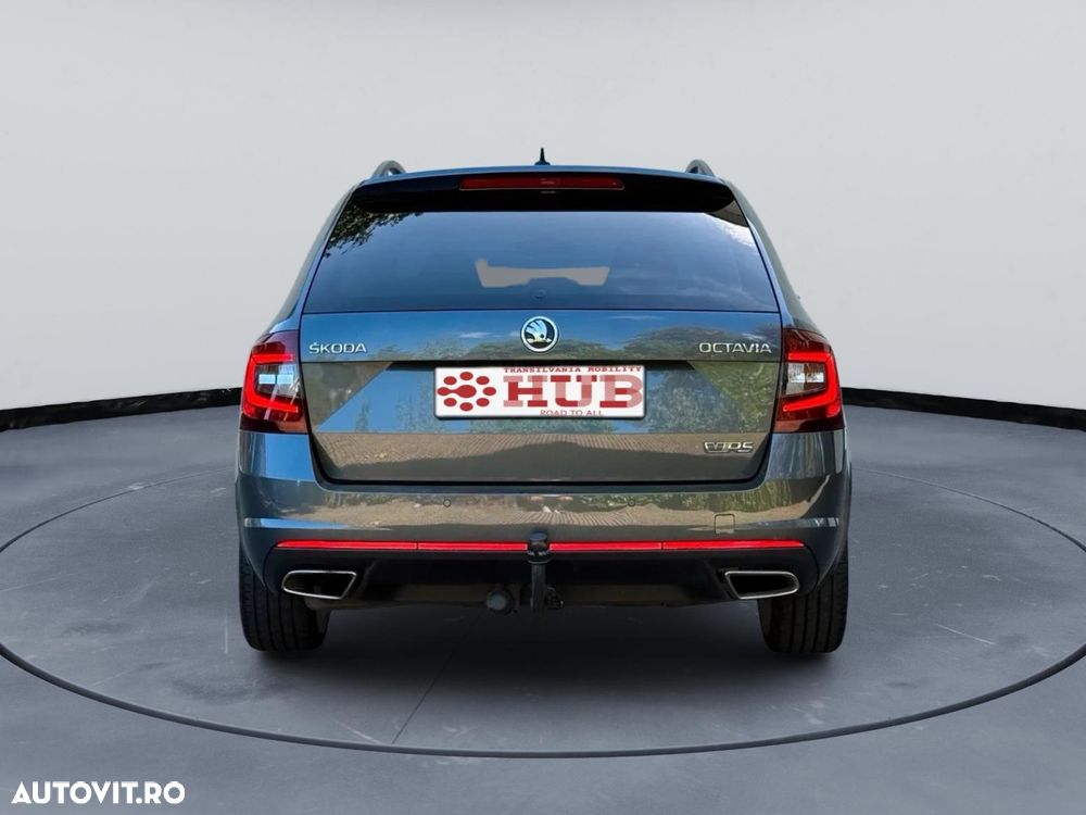 Skoda Octavia 2.0 TDI DSG RS - 5