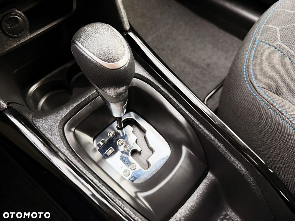 Peugeot 2008 PureTech 130 Stop&Start EAT6 Allure - 9