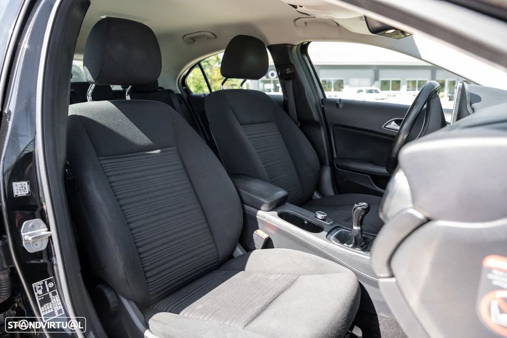 Mercedes-Benz A 180 d Fleet Pack Urban - 15