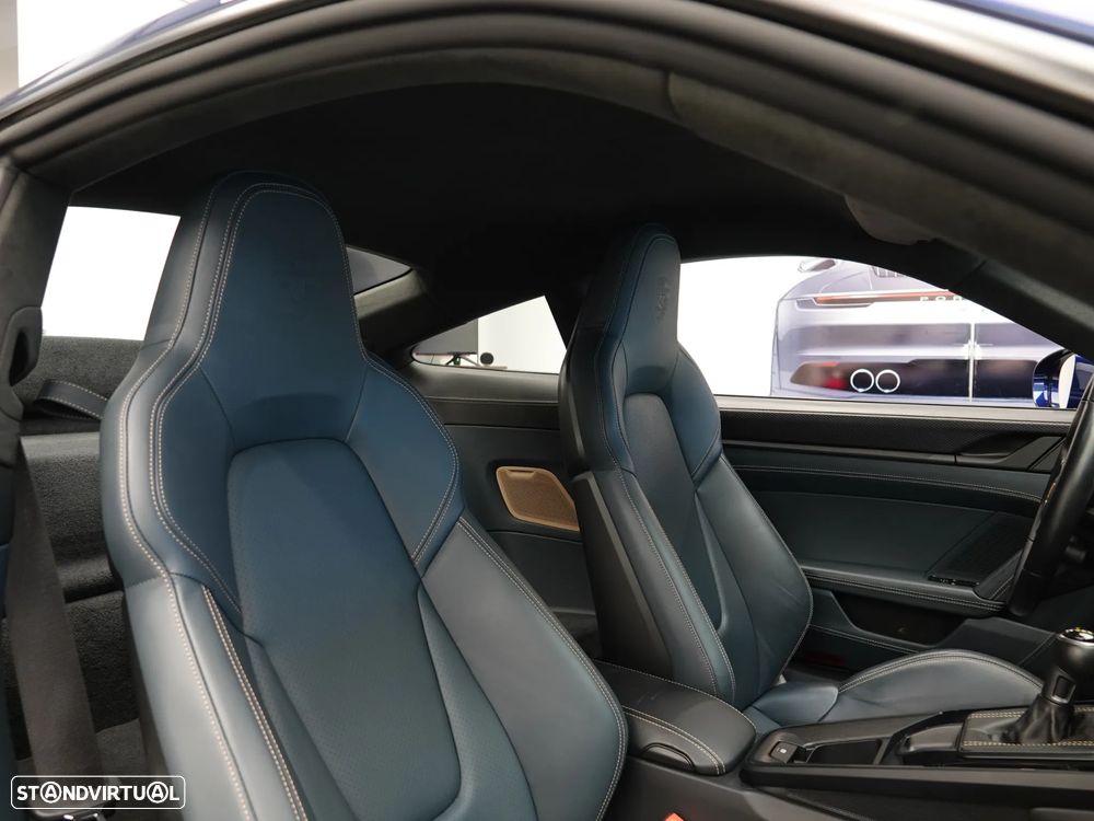 Porsche 911 (992) GT3 Touring Package PDK - 34
