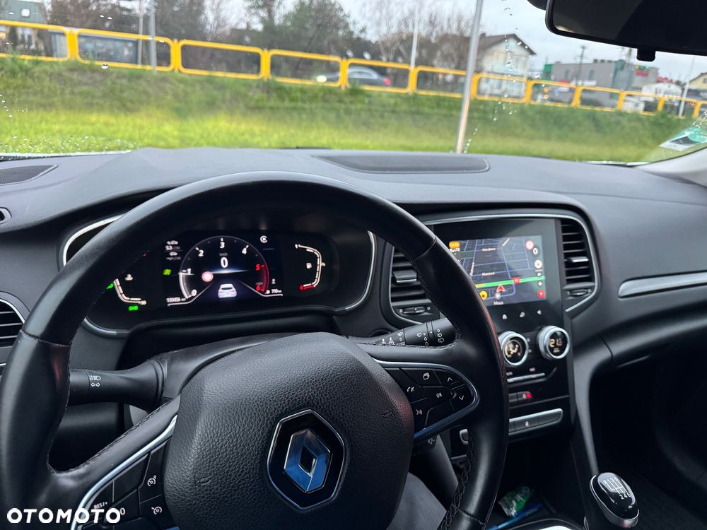 Renault Megane 1.5 Blue dCi Intens - 9